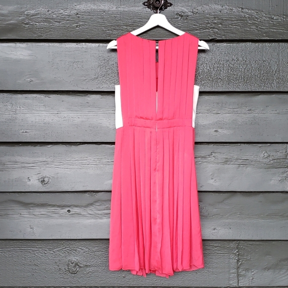 L'AGENCE Coral Red Pleated Midi Dress sz 4 No Tie - Picture 7 of 12